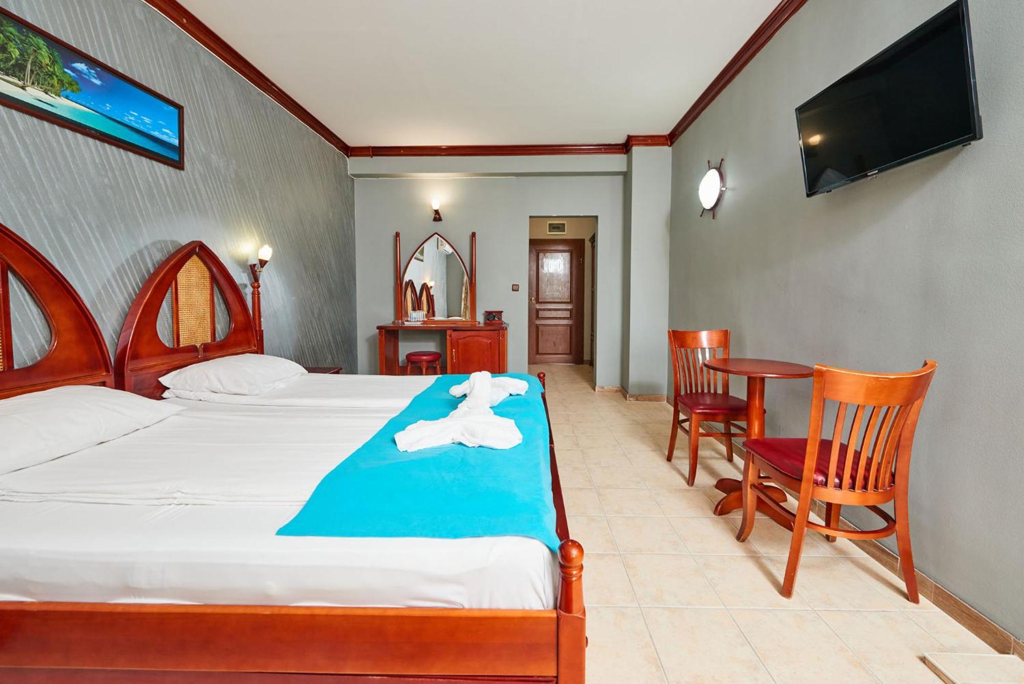 Hotel Manz 2 帕莫瑞 外观 照片